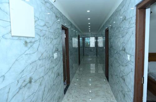 Bengaluru Hotel | Banaras Rooms