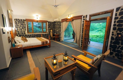 Tala Resort | Bandhavgarh Meadows