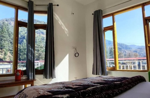 Barot Hotel | Barot Palace