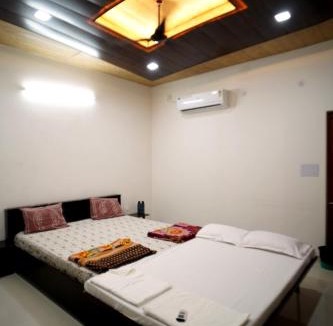 Agra House | Basant Niwas Peaceful Stay Dayal Bagh Agra