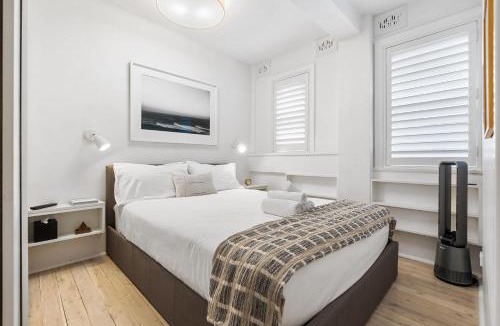 Rushcutters Bay Apartment | Bay View in Rushcutters Bay