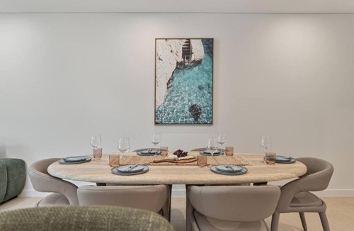 Port Hacking House | Bayside Luxury Retreat with Pool Near to Cronulla