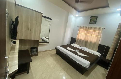Tuljapur Hotel | Bbhakt niwas