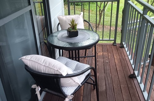 Crescent Head Apartment | Beach/farm stay, 3 mins to the beach. Small acerage with lush gardens & wildlife