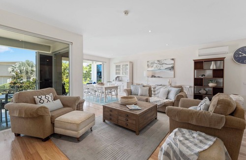 Sapphire Beach House | Beachfront by the CC, Plunge Pool, Beach, Pet Friendly