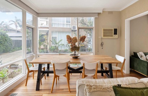 Aspendale House | Beachgate Aspendale Direct Beach Access