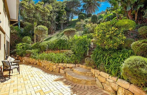North Avoca Villa | Beachside House @ North Avoca