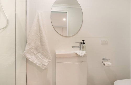 Macmasters Beach House | Beachside Studio, TOP NOTCH