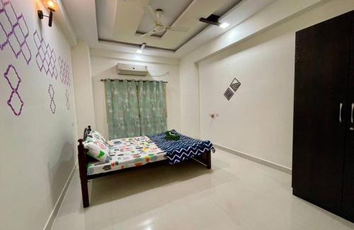 Begumpet Apartment | Beautiful 2bhk near Begumpet