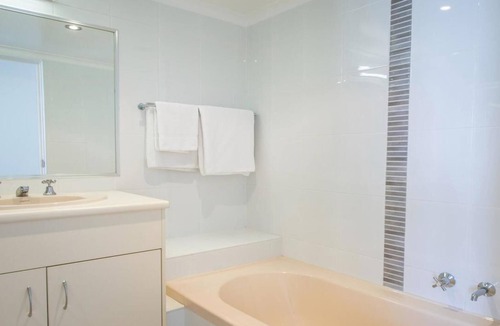 Coolangatta Resort | Beautiful Beach Front Apart. sleep six available Dec 26th 2026 - Jan 9th 2027.