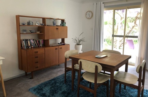 Moss Vale Bed & Breakfast | Beautiful Daffodil Suite at Highland Garden Hideaway