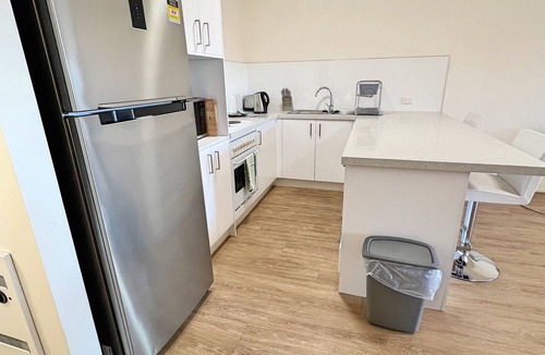 Phillip Apartment | Beautiful & enclosed, 1 bd 1 bth close to hospital