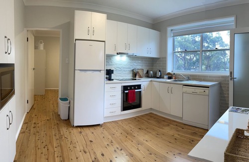 Berrara Apartment | Beautiful Kirby's Beach Berrara is only metres away!