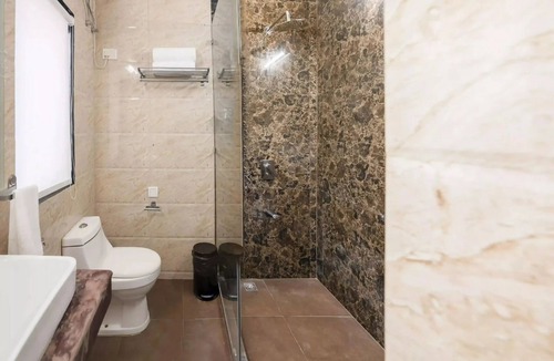 South City I Apartment | Bedchambers Suite Near Sector 29