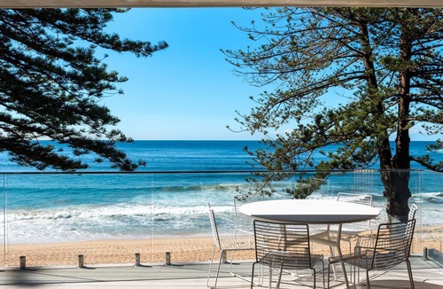 Newport House | Between the Pines by TCC