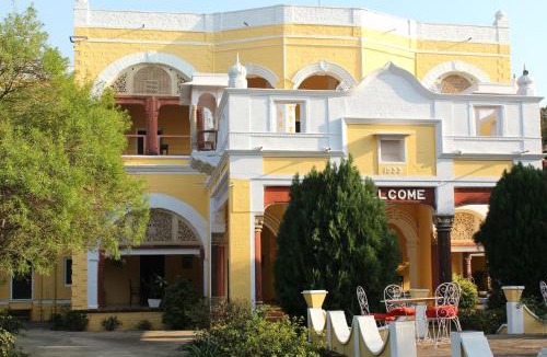 Karauli Hotel | Bhanwar Vilas Palace