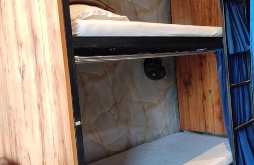 Dharavi Hostel | Bhumi Dormitory Near Us Embassy BKC Only Males
