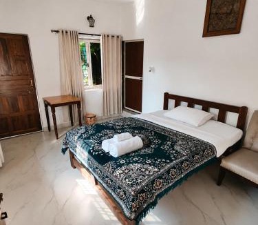 Ashvem Apartment | Bhumika by evaddo