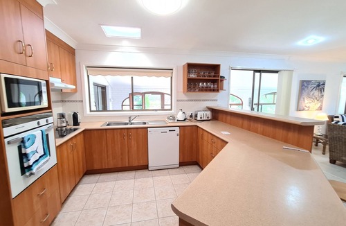 Woolgoolga House | "Birdsong"