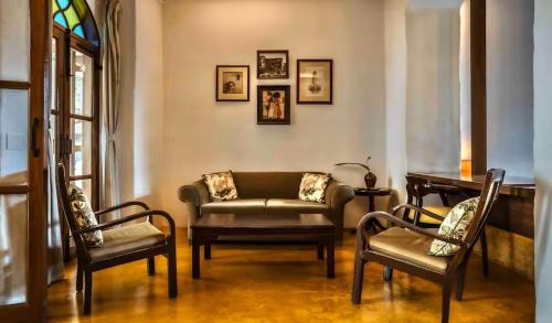 Moira House | Birdsong,Goa