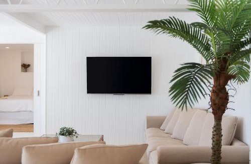 Crescent Head House | Blanc Whole House