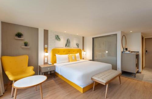 Dal Lake Hotel | Bloom Boutique l Dal Lake