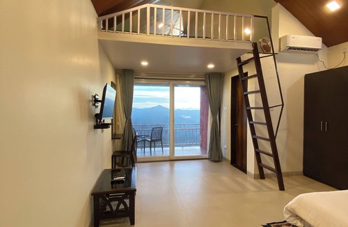 Medha Hotel | BLOOMS AND BERRIES AGRO TOURISM