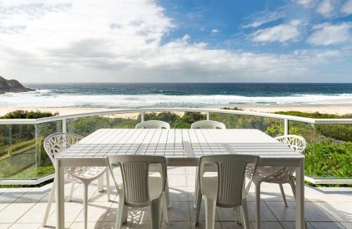 Boomerang Beach House | Blue Pacific