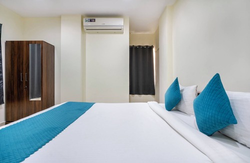 Madhapur Hotel | Blue Springs