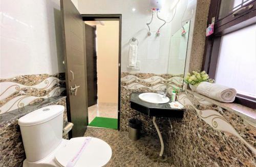 Gurugram Apartment | BluO 2BHK Golf Course Road, Balcony, Lift, Parking
