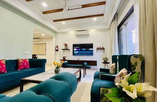 Gurugram Hotel | BluO Medicity - Boutique Hotel Gurgaon