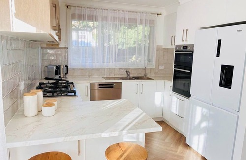 Boambee East House | Boambee Beauty - Family Pad - 3 bed - Pets Welcome