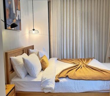 Vagator Villa | Boho Luxury Balinese Villa Cafes & Nightlife