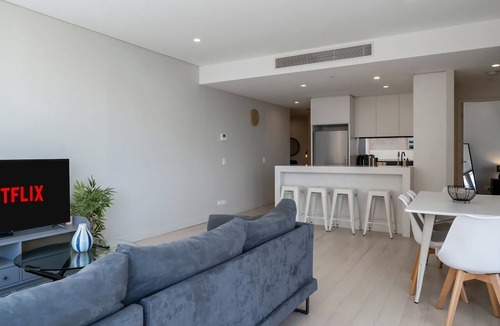 Bondi Junction Apartment | Bondi Junction Living with Views & Double Parking