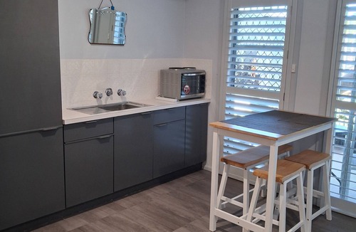 Bonny Hills Apartment | Bonnys Bliss - Easy, Modern, Private, Quiet Coastal Retreat @ the Beach,