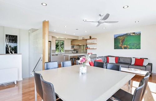 Boomerang Beach House | Boomerang Breeze Number One