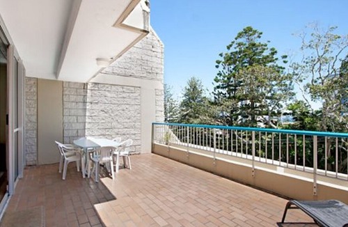 Tweed Heads Apartment | Border Terrace Unit 4 close to beaches, shopping and clubs in Coolangatta & Tweed Heads area