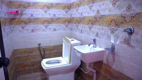 Kuzhuppilly House | Bougainvillea Beach House - Cherai