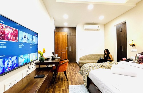 Gurugram Hotel | Bout Hotel and Banquet Hall Gurgaon