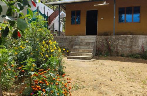Kanthalloor House | BREEZE GARDEN MUD HOUSE Home Stay