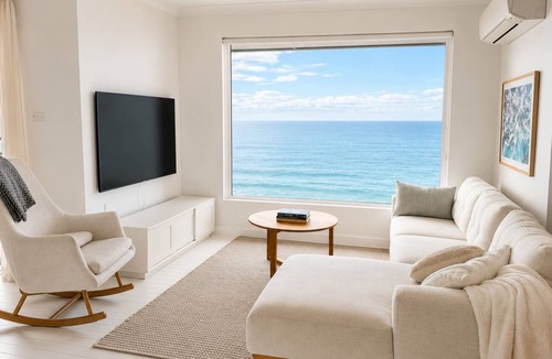 Newport House | Bungan Blue by Palm Beach Holiday Rentals