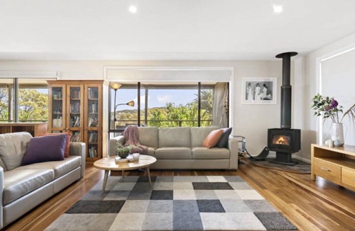 Copacabana House | C'EST LA VIEW | Amazing views, fireplace | Accom Holidays