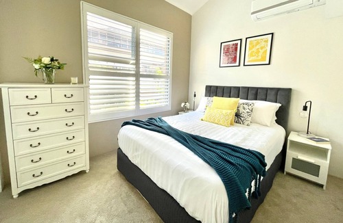 Crows Nest Apartment | Cafe and Restaurant Living in the Heart of Crows Nest - ALEXA