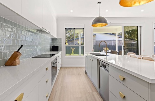 Callala Bay House | Callala Chill Jervis Bay - Short Walk to Creek