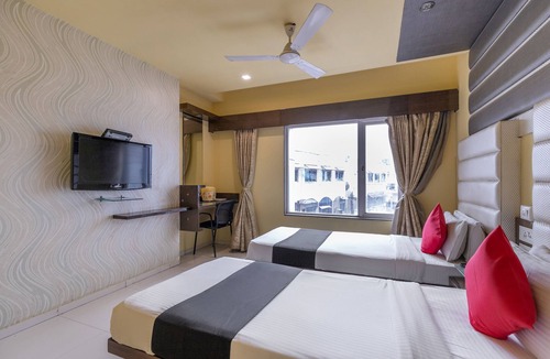 Ahmedabad City Centre Hotel | Capital O 891 Hotel Kadamb Inn