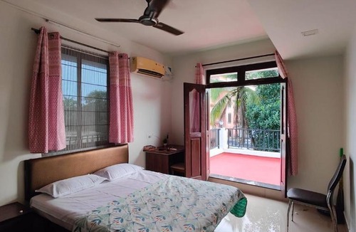 Varca Apartment | 'Casa Sossegado' - 800 mts from Varca beach