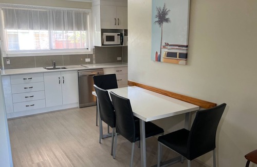 South Evans Head Apartment | Central 2BR unit with garage, walk to beach, river, shops & cafes in Evans Head.