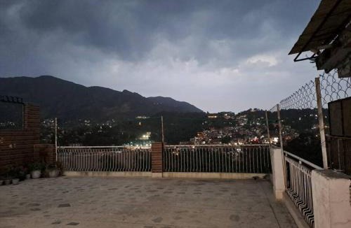 Solan Apartment | Chandel's Tranquil Terrace