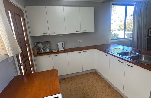 Welby House | Cheerful cottage in peaceful setting yet close to the exciting Bowral Hub