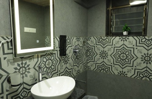 Chembur East Hotel | Chembur Homeotel - Gagal Home